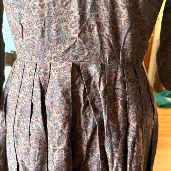 Vintage 60’s Brown Paisley Dress with pockets - Picture 5 of 12